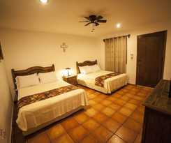 Hotel Holly