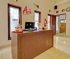 SPOT ON 92975 Aria Hostel Capsul Cihampelas
