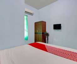 OYO 93012 Griya Kencana Asri Syariah