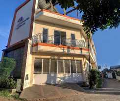 Hotel OYO Life 92707 D-akomiba Residence