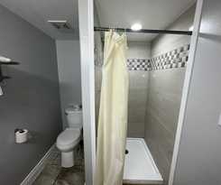 Hotel Village Inn Motel