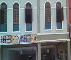 Hotel SPOT ON 90870 Karim Ct Guest House