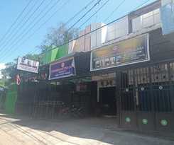 OYO 93117 Penginapan Tiga Dara