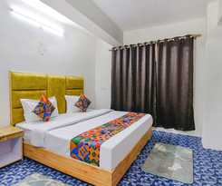 Fabhotel Nirvana Deluxe