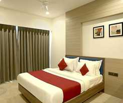  Fabhotel Rama Inn