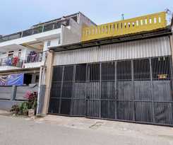 OYO 92871 Ciparay Residence