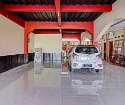 OYO Life 91480 Putridapisa Syariah