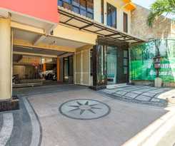 Hotel OYO Life 3847 Drainbow Family Homestay