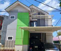 Hotel OYO 93085 Homy Stay Syariah