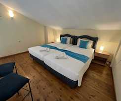 Studio Nikiti Beach