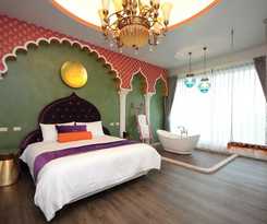 Hotel Follow Me BandB