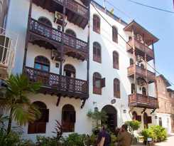Asmini Palace
