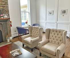 Hotel Inn at the Falls