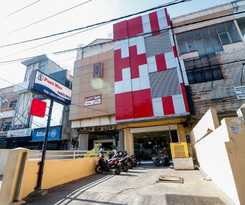 Hotel RedDoorz near Pasar Tarapung Siring Banjarmasin