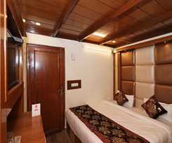 Hotel OYO 13654 Krishiv Residency