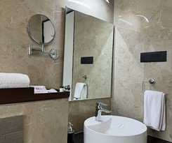 Hotel Mastiff Grand La Villae Resort