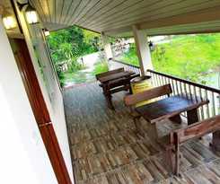 Hotel Pirom Lake And Resort