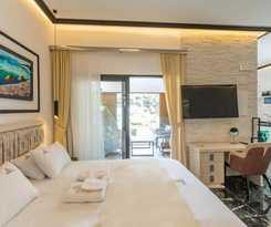 Lazar Lux Suites - Ammoudara