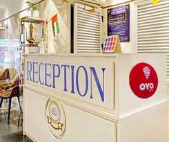 Super OYO 800 Moon Creek