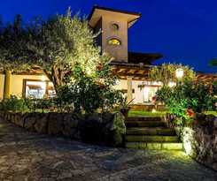  Giardini-naxos Beautiful Villa With Pool