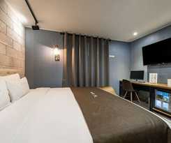 Hotel Gimhae Jangyu W