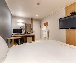 Hotel Sanbon Tower Self Check-in Motel