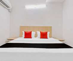 Hotel Goroomgo Vasundhara Grand Ghaziabad