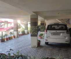 Goroomgo Hill Top Courtyard Shimla