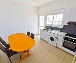 Off Course Seaview Apartment