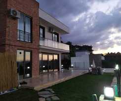  Naturel Stone Villalari