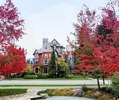 Alpenglow Lodge By Mountainview