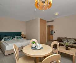 APARTHOTEL FLORA