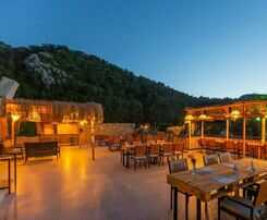 Palmiye Otel and Restaurant