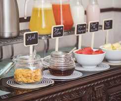 Hotel Hostal Lirium
