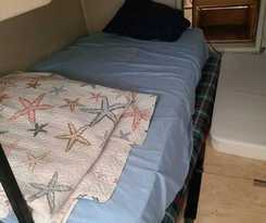 Hotel Hills Motor Court and Marina