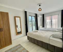Shahin Golden Hotel