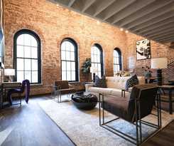 Studio 154 Luxury