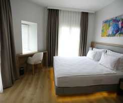Yalinn Hotel