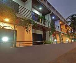 Hotel Itsy By Treebo - La Prince Residency