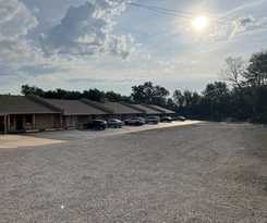 Hotel Executive Inn of Purcell