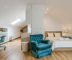 Home Out Rooms and Apartments