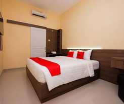 RedDoorz Plus near Paragon Mall Semarang