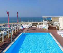 Leonardo Gordon Beach