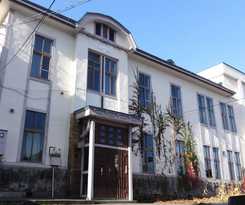 Little Barrel Guest House - Hostel