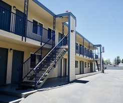 Red Carpet Motel