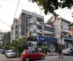 Hotel Admire Inn By F9s