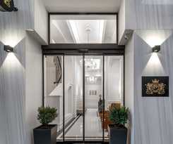 Praxitelous Luxury Suites