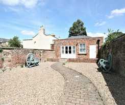 Albion Street Serviced Apartments