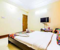 Hotel FabExpress Pearl