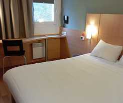 Hotel IBIS FOURMIES